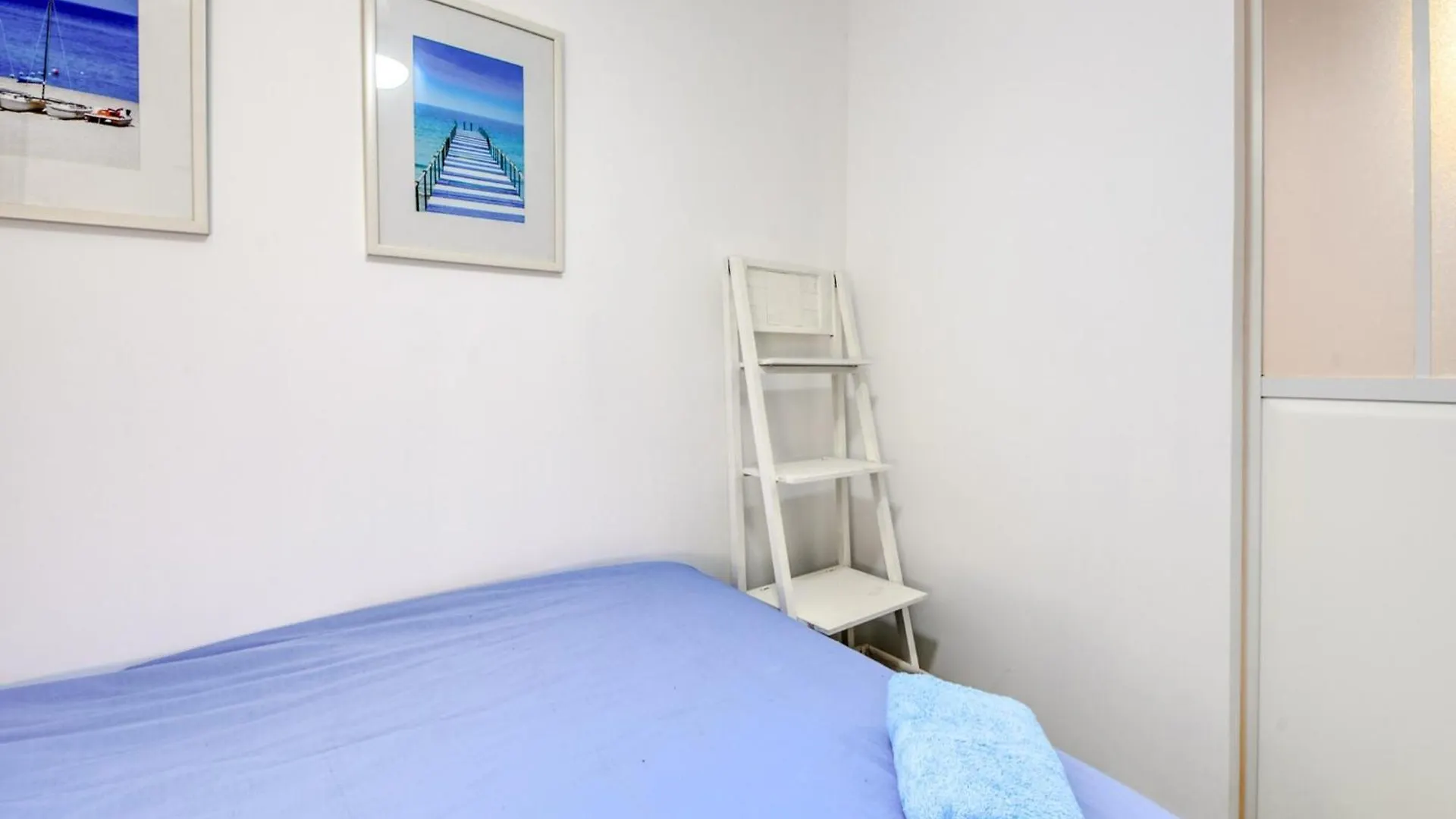 Cozy Apartment With Furniture Roses Spanyolország